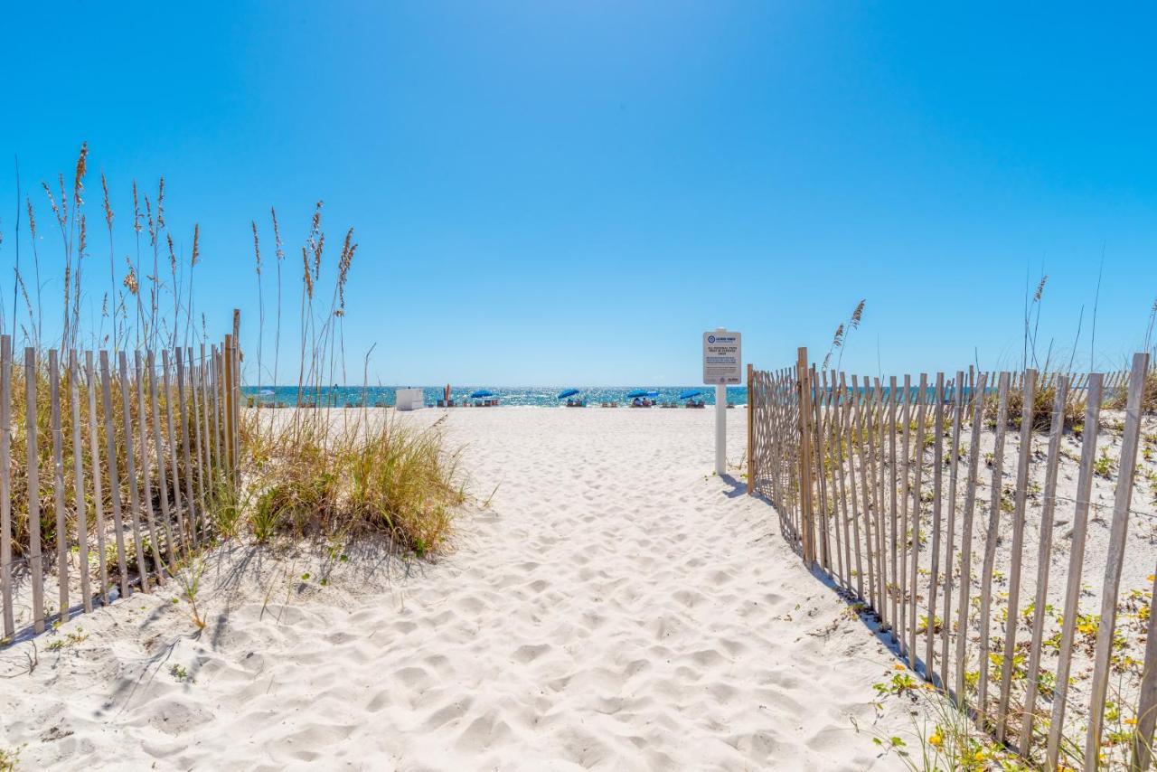 Island Winds East 202 By Albvr - Beautifully Renovated Beachfront Condo & Steps Away From Hangout & More! Gulf Shores Extérieur photo