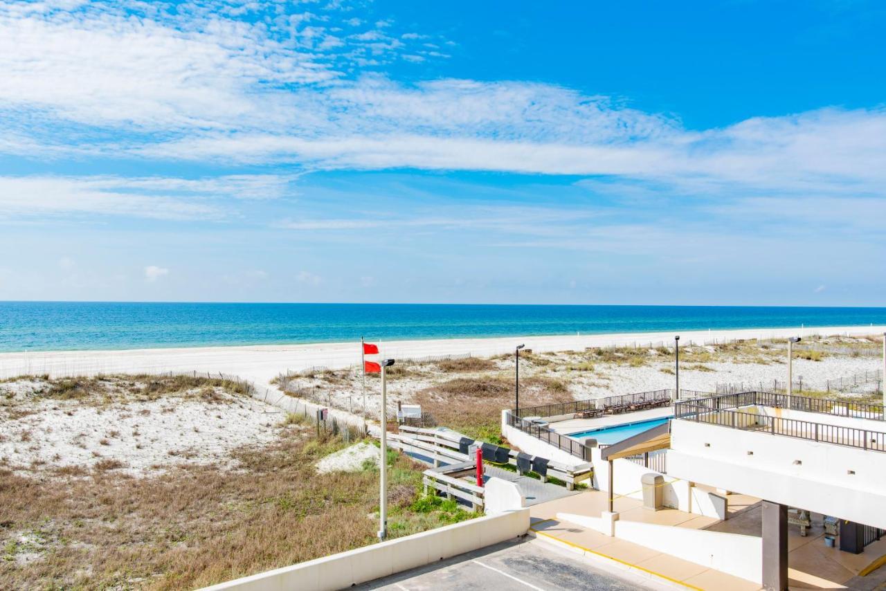 Island Winds East 202 By Albvr - Beautifully Renovated Beachfront Condo & Steps Away From Hangout & More! Gulf Shores Extérieur photo